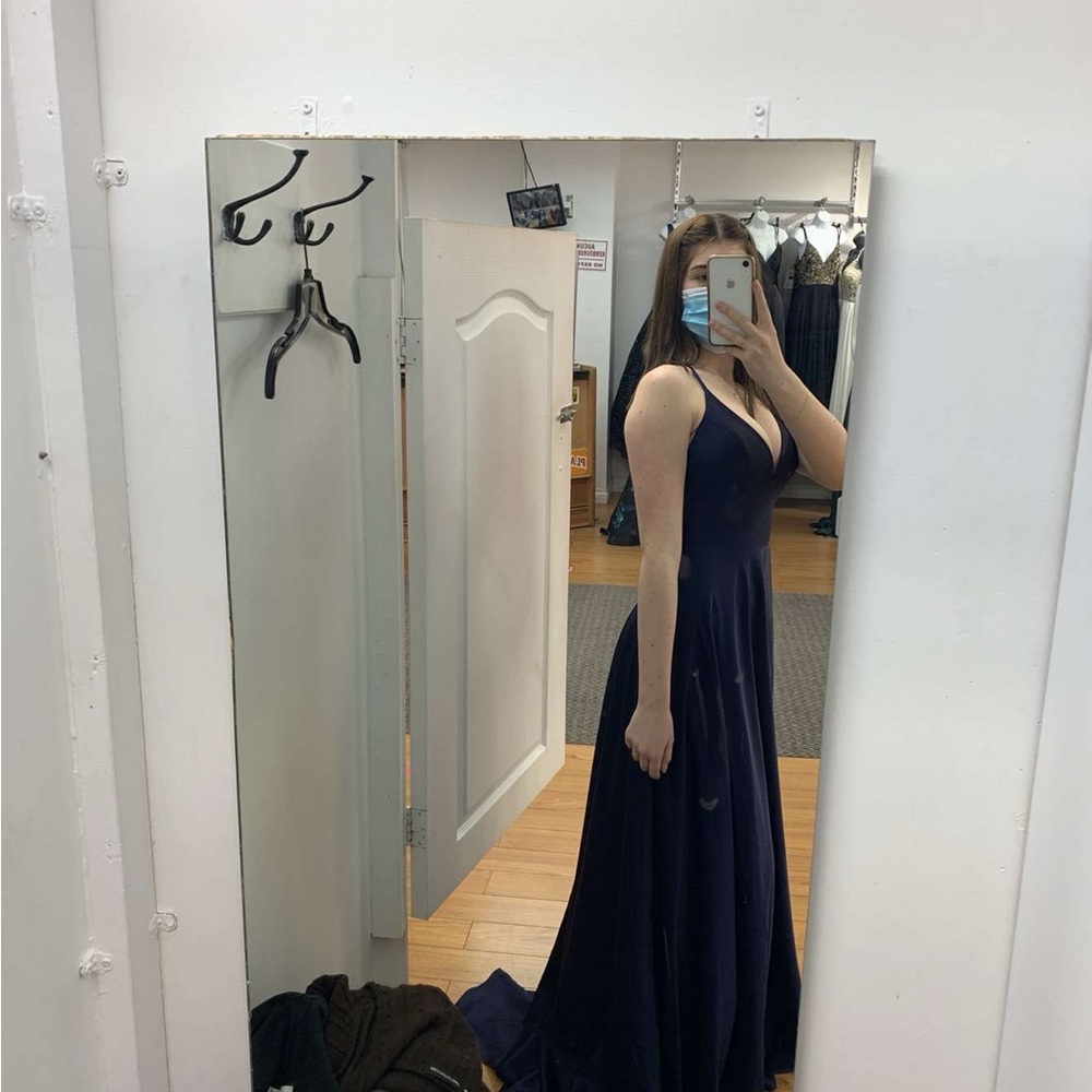 Prom Dress - Picture 4 of 7